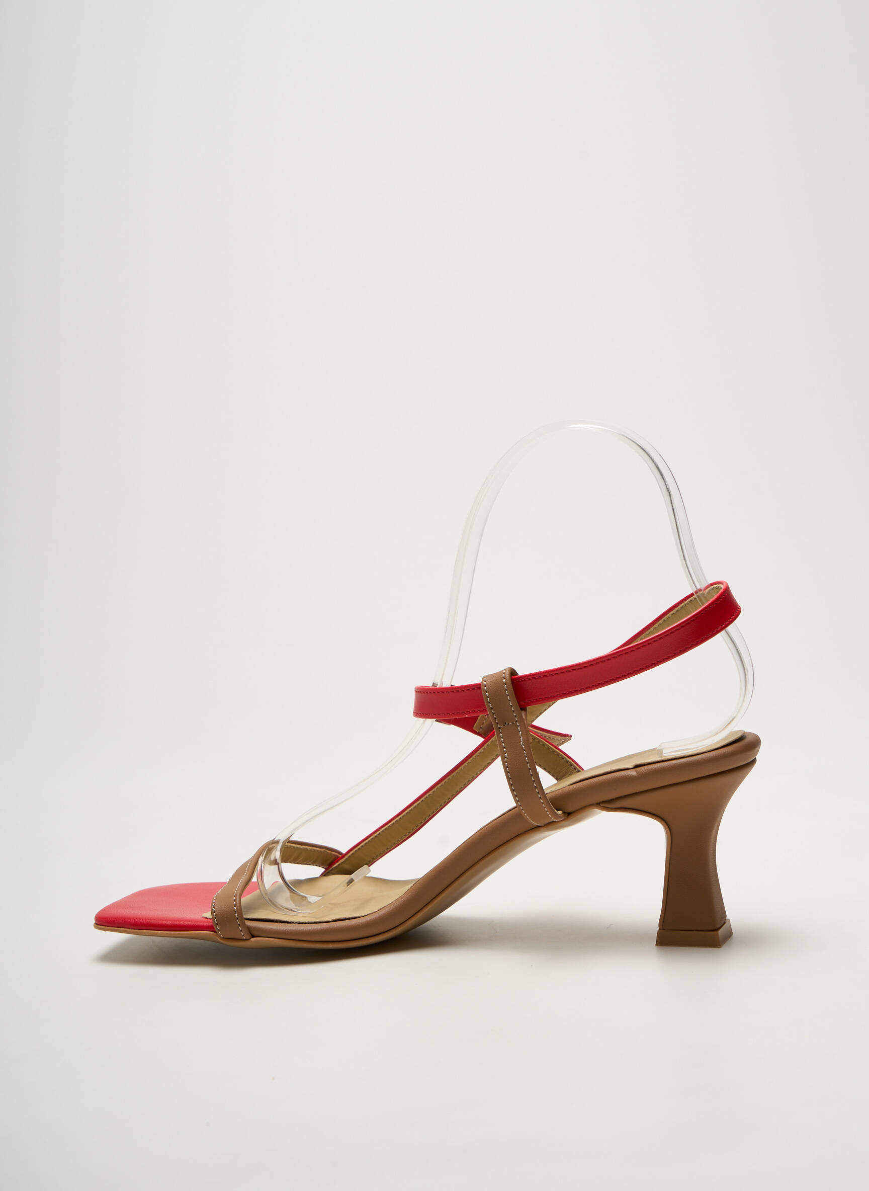 Sandalai/nu pėdos raudona ASTRID BLACK LABEL moteris
