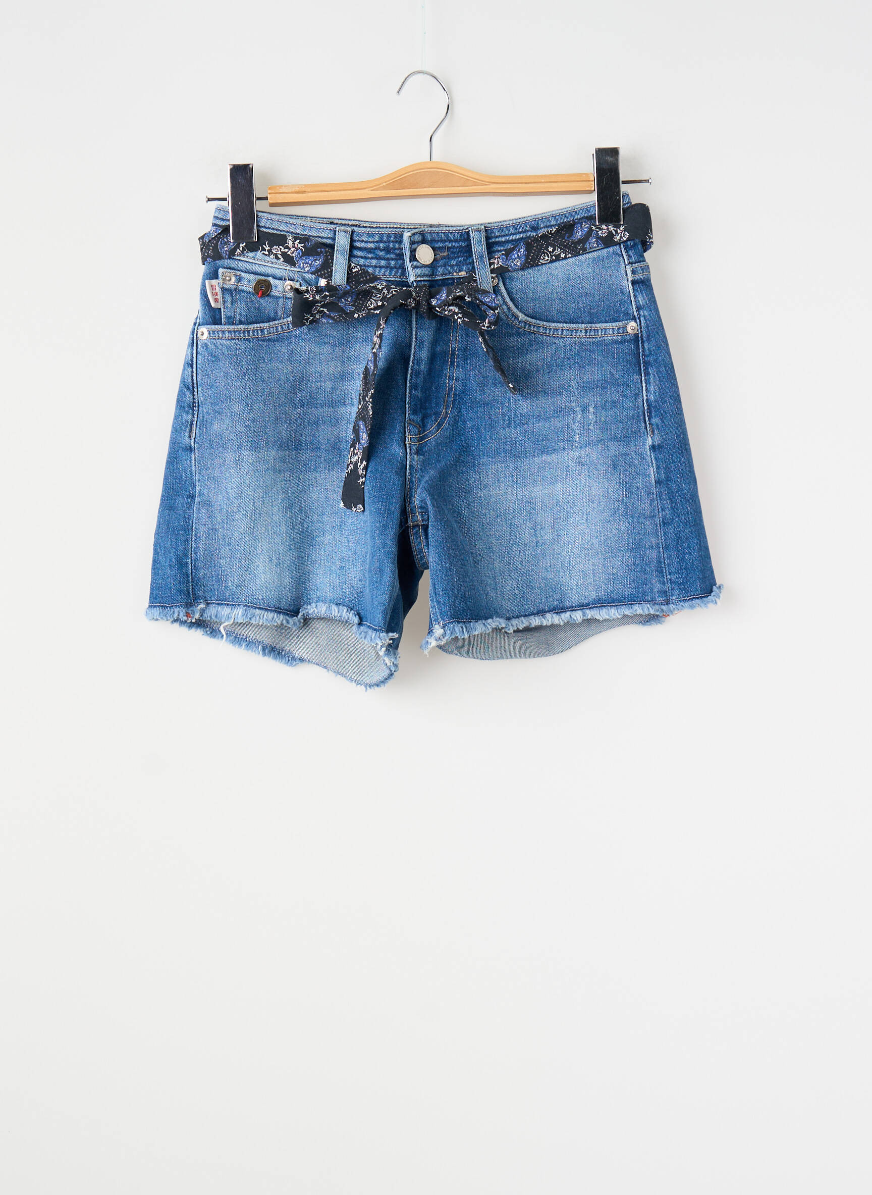 Šortas mėlyna SUPERDRY moteris