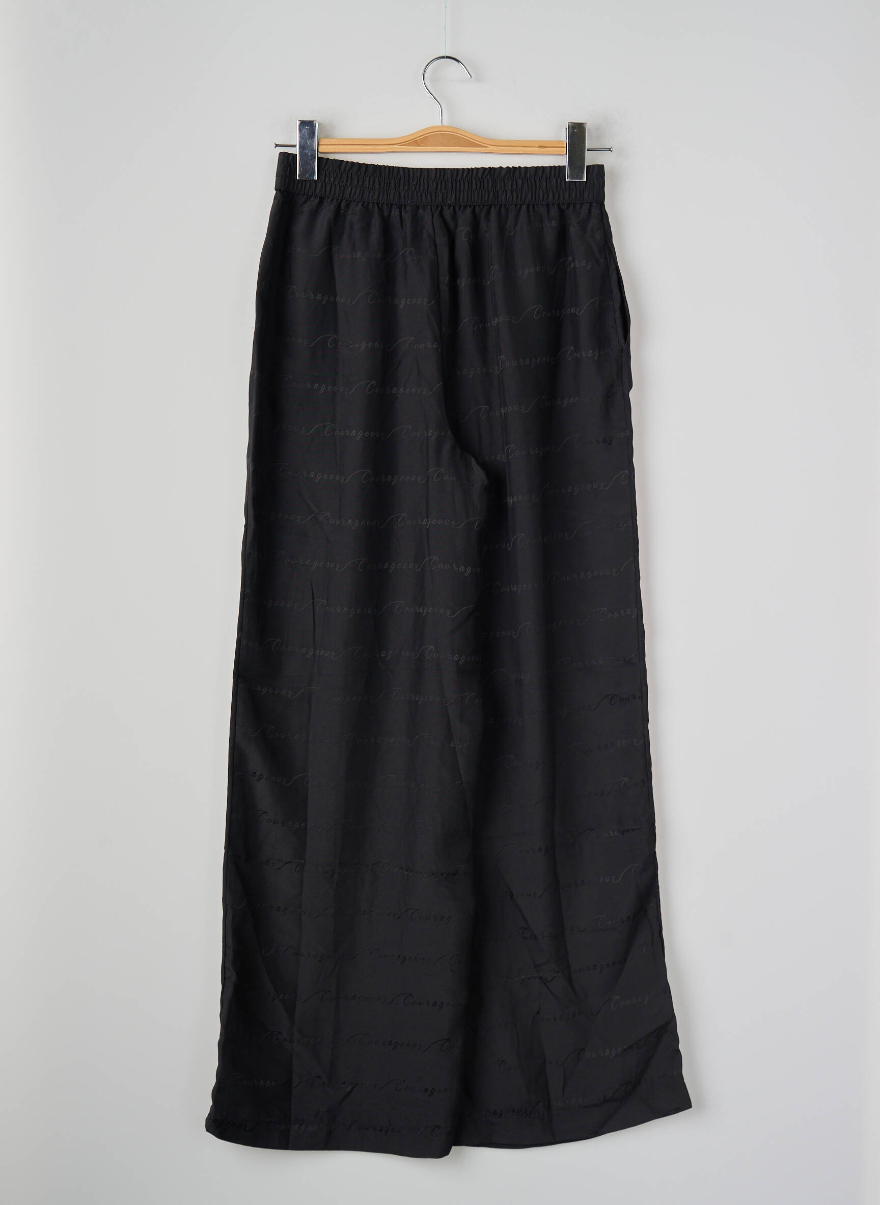 Platus kelnes juodas JACQUELINE DE YONG moteris