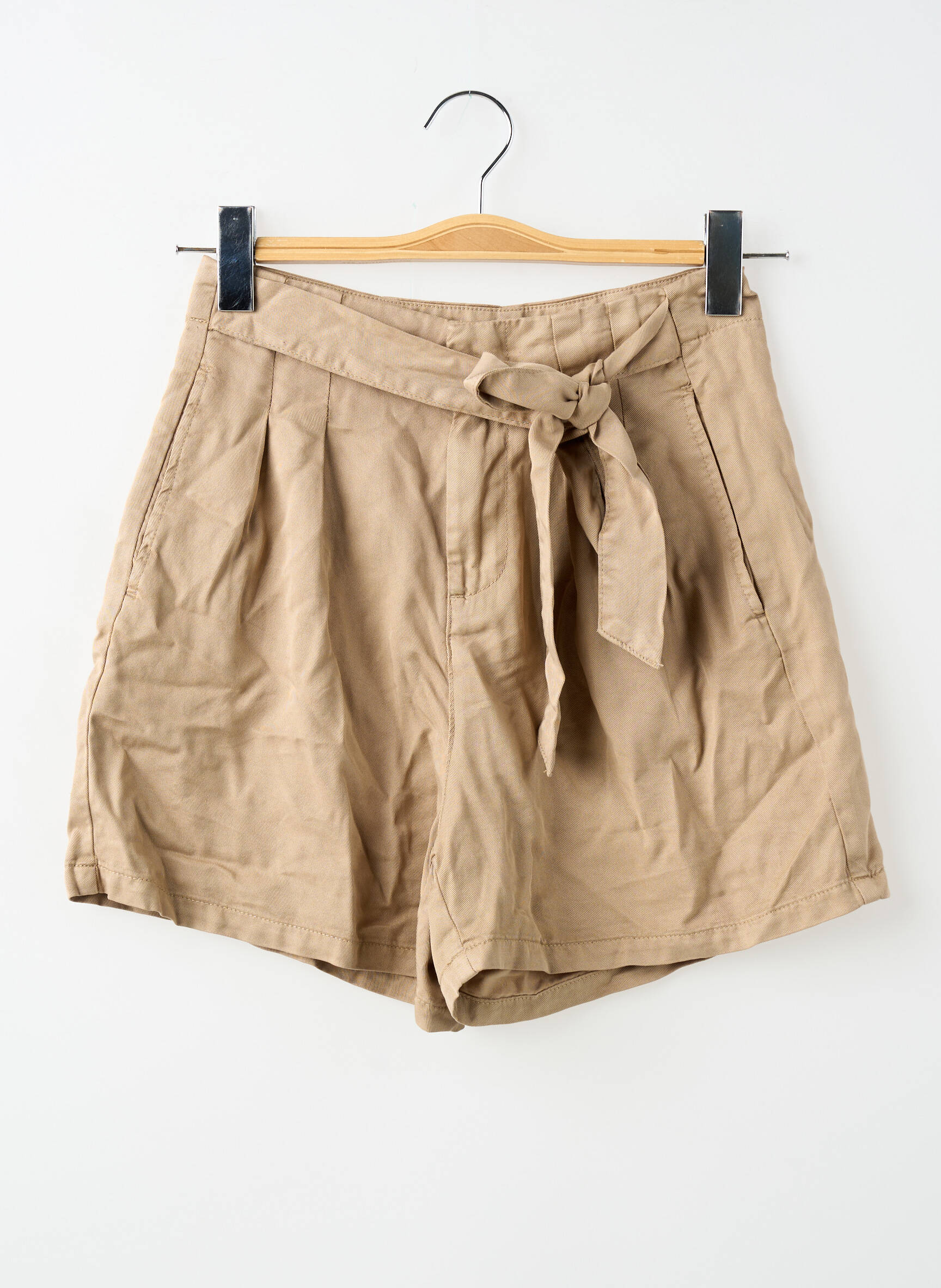 Šortas sidabrinė VERO MODA moteris