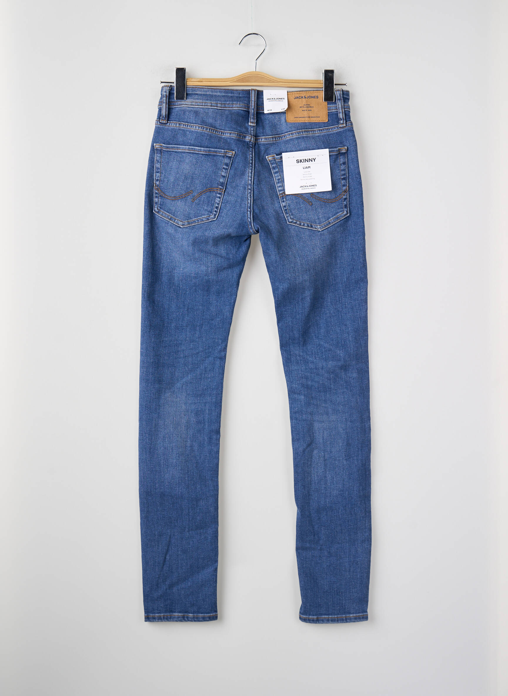 Lieknos džinsai mėlyna JACK & JONES vyras
