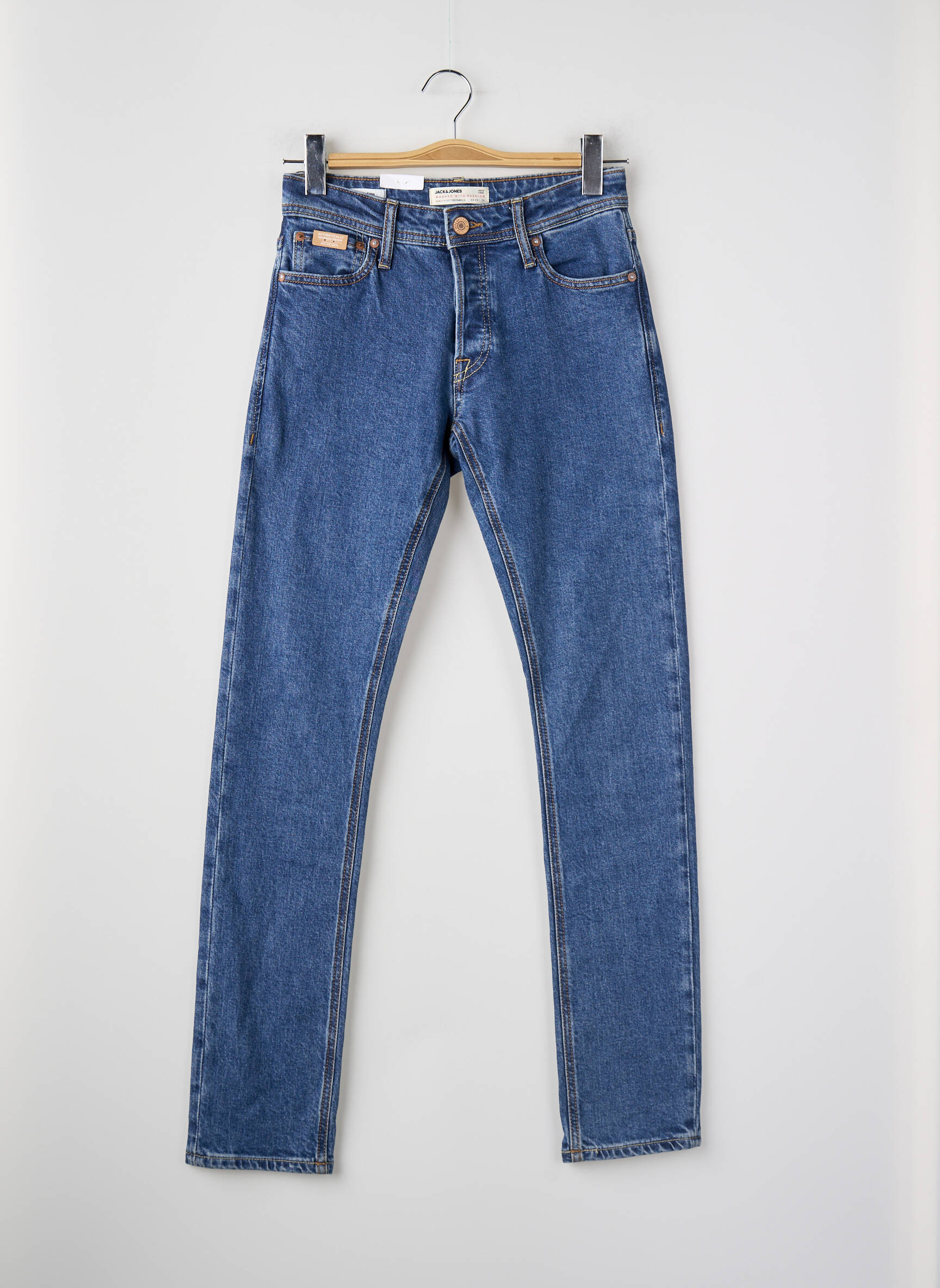 Lieknos džinsai mėlyna JACK & JONES vyras