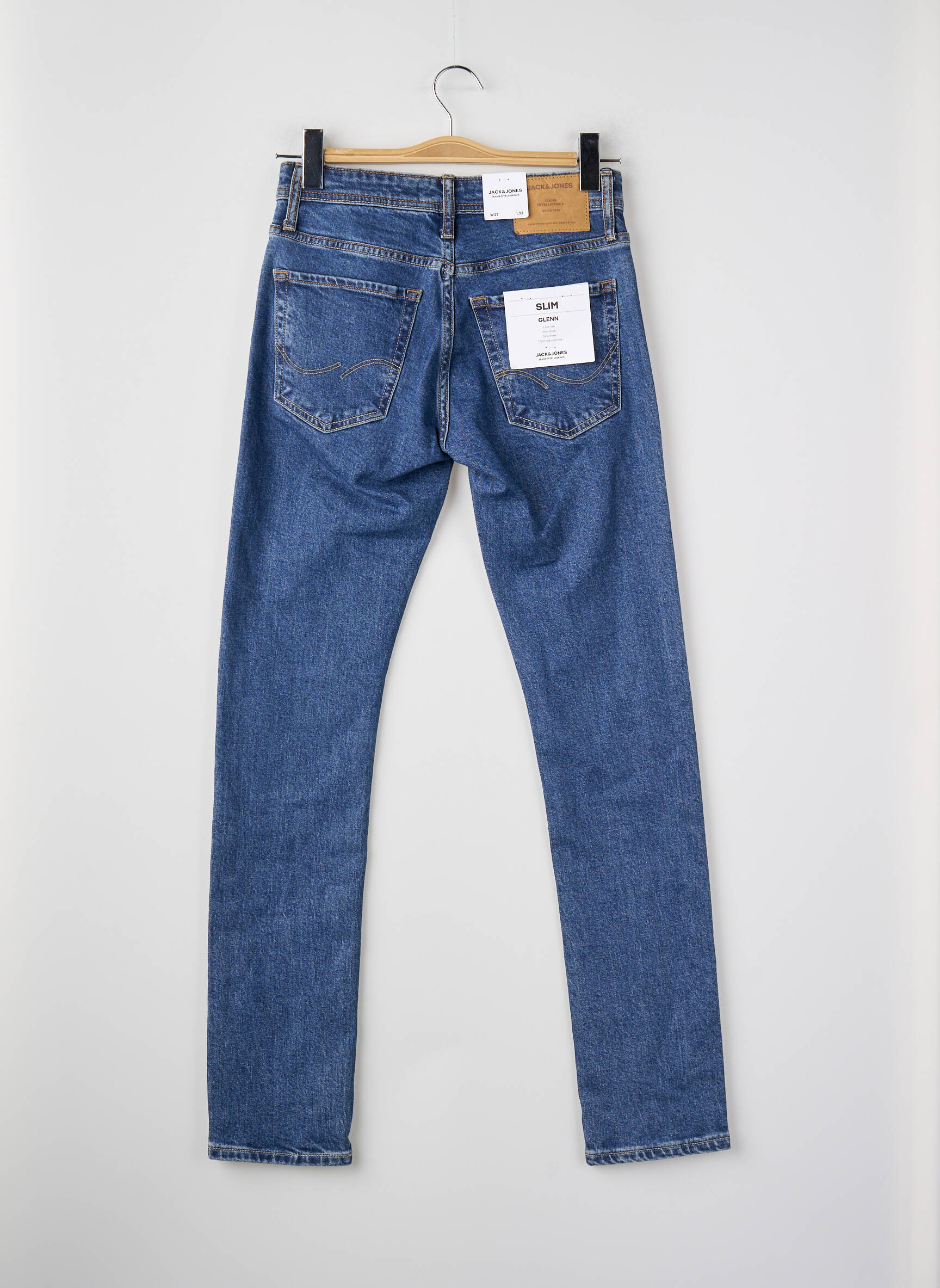 Lieknos džinsai mėlyna JACK & JONES vyras
