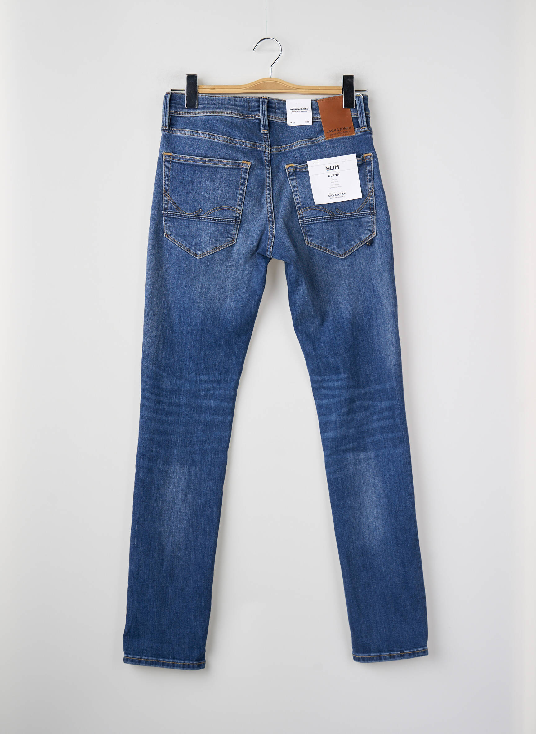 Lieknos džinsai mėlyna JACK & JONES vyras
