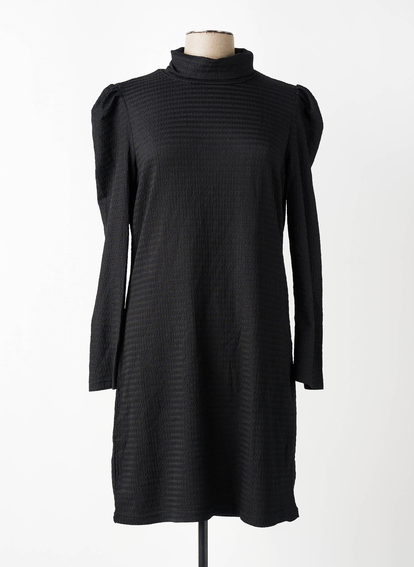 Pusilgių suknelė juodas VERO MODA moteris