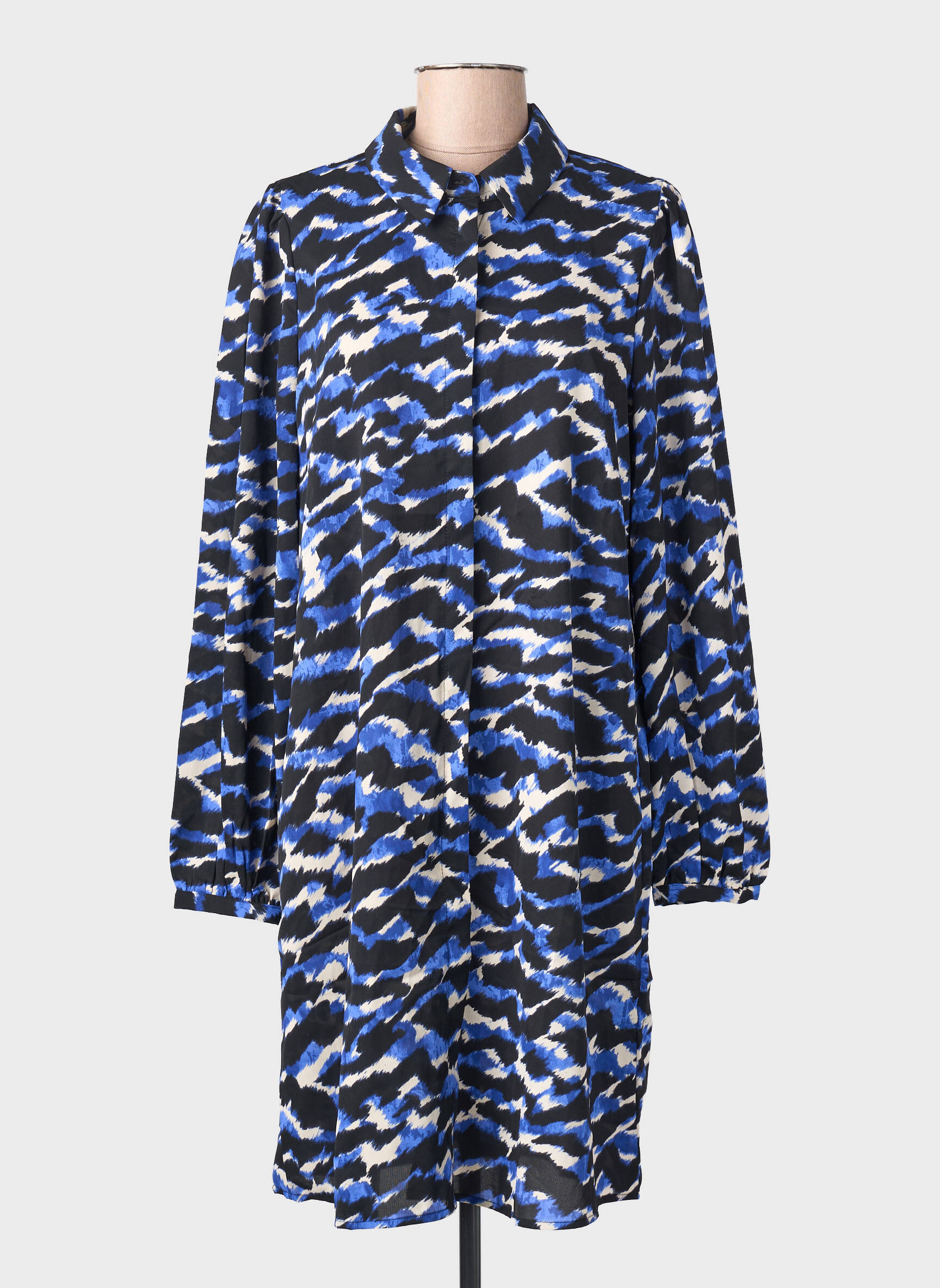 Pusilgių suknelė mėlyna VERO MODA moteris