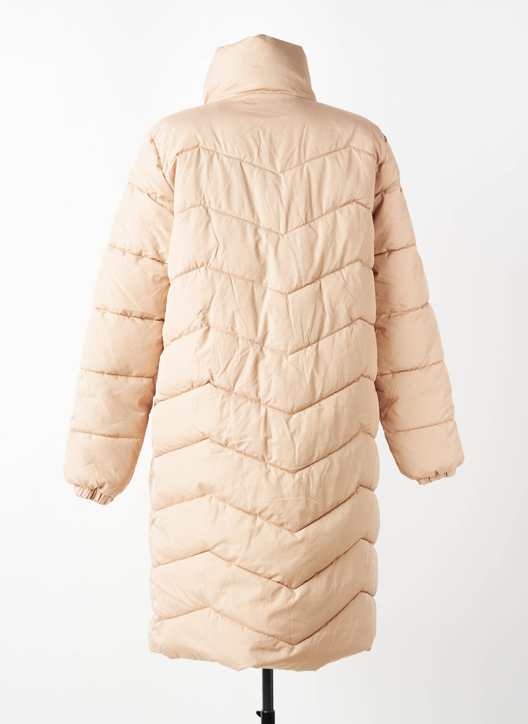 Pūkinė striukė aukšta apykaklė bežinis VERO MODA moteris