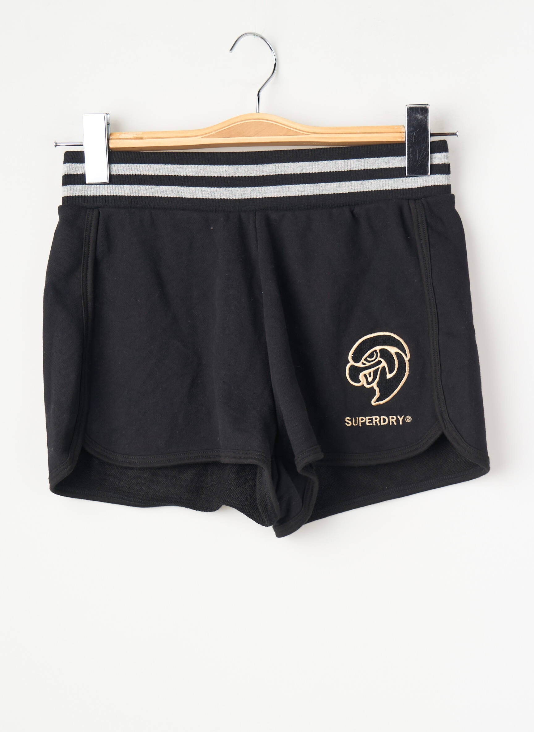 Šortas juodas SUPERDRY moteris