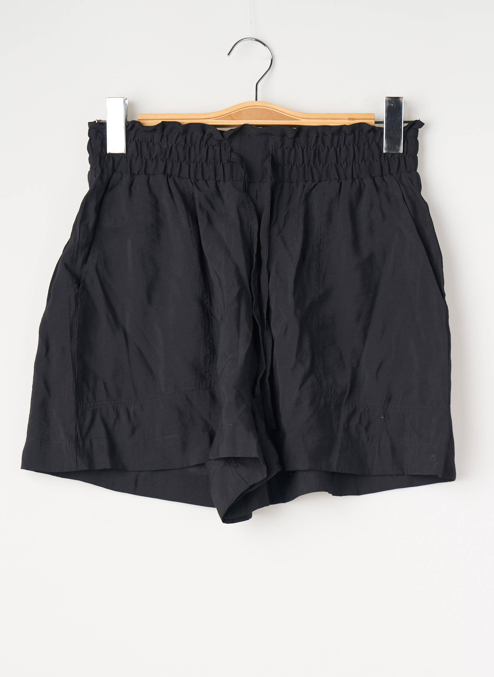 Šortas juodas ASTRID BLACK LABEL moteris