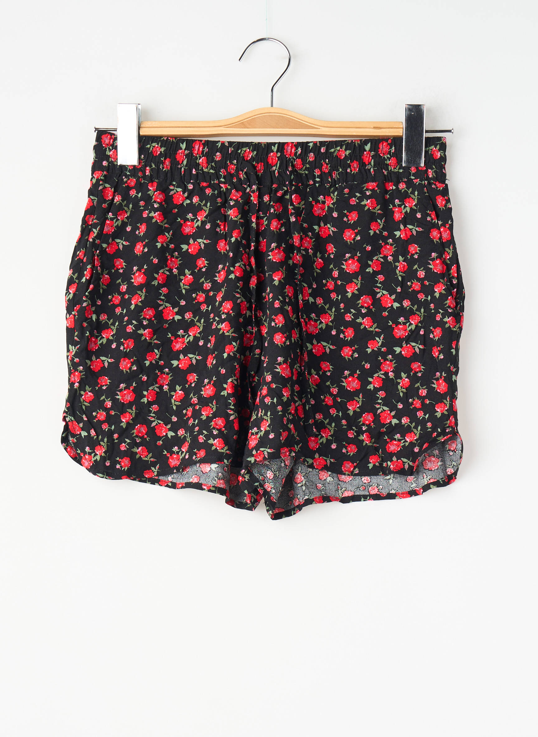 Šortas juodas VERO MODA moteris