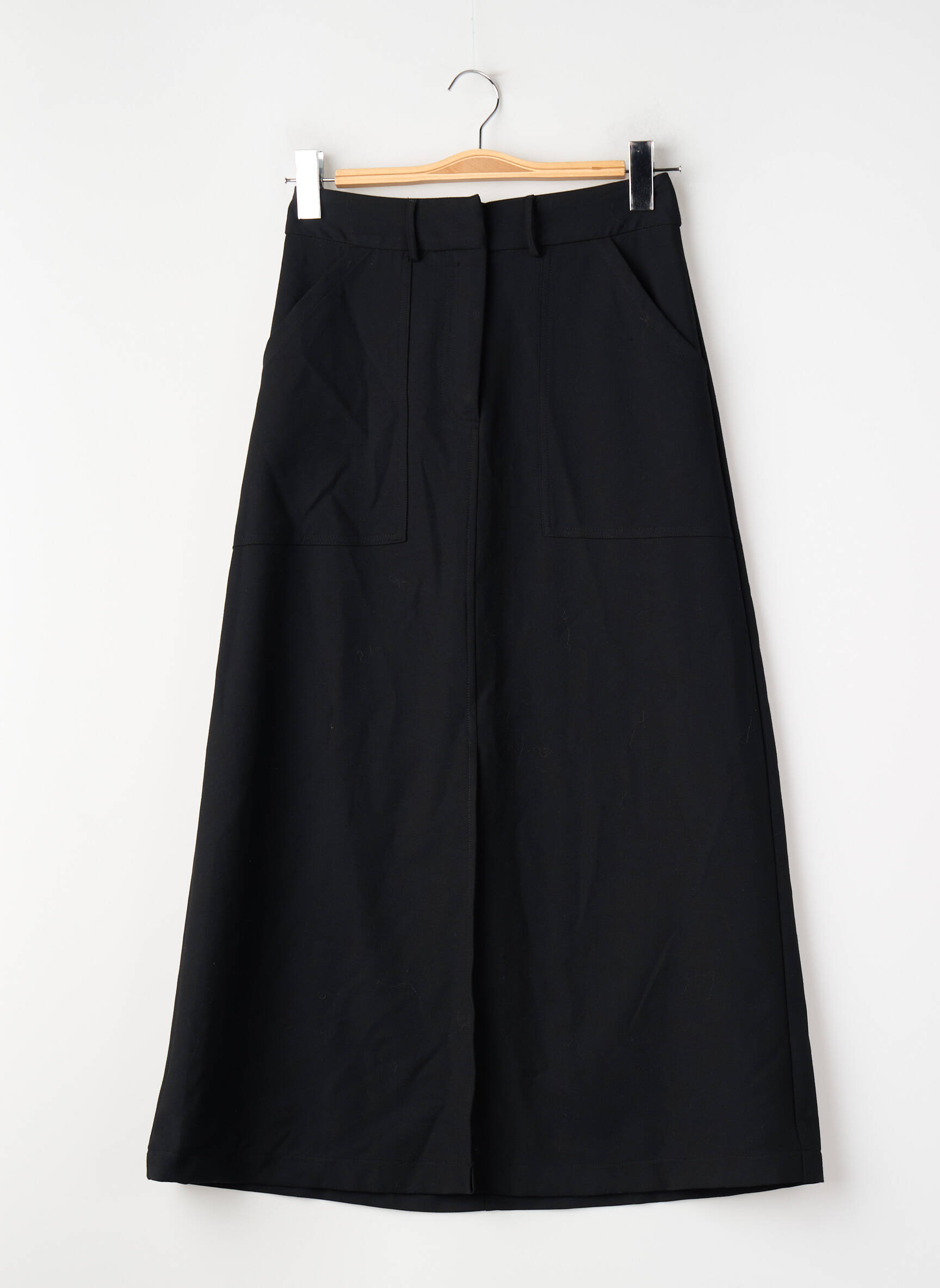 Pusilgis sijonas juodas ASTRID BLACK LABEL moteris