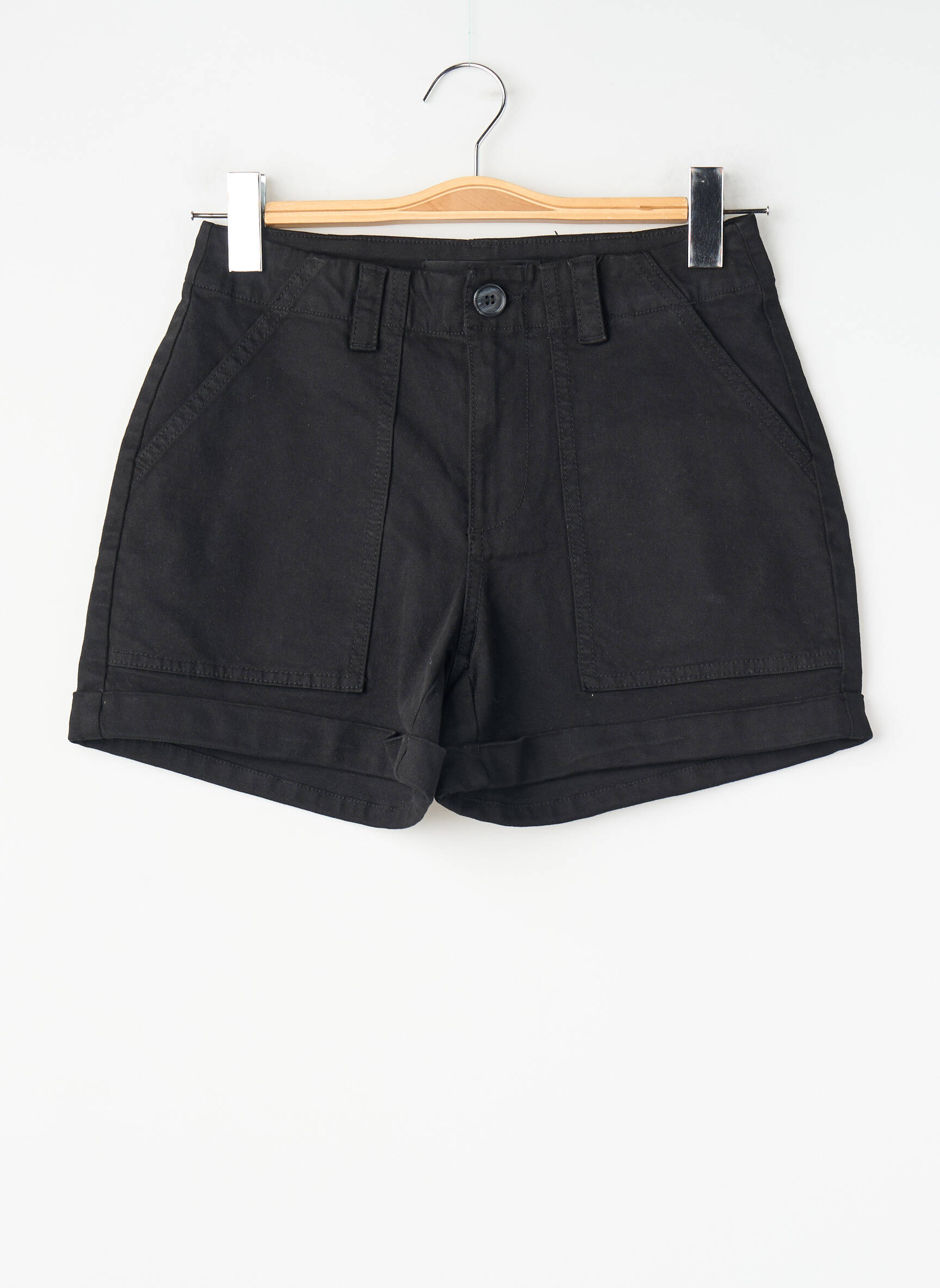 Šortas juodas VERO MODA moteris