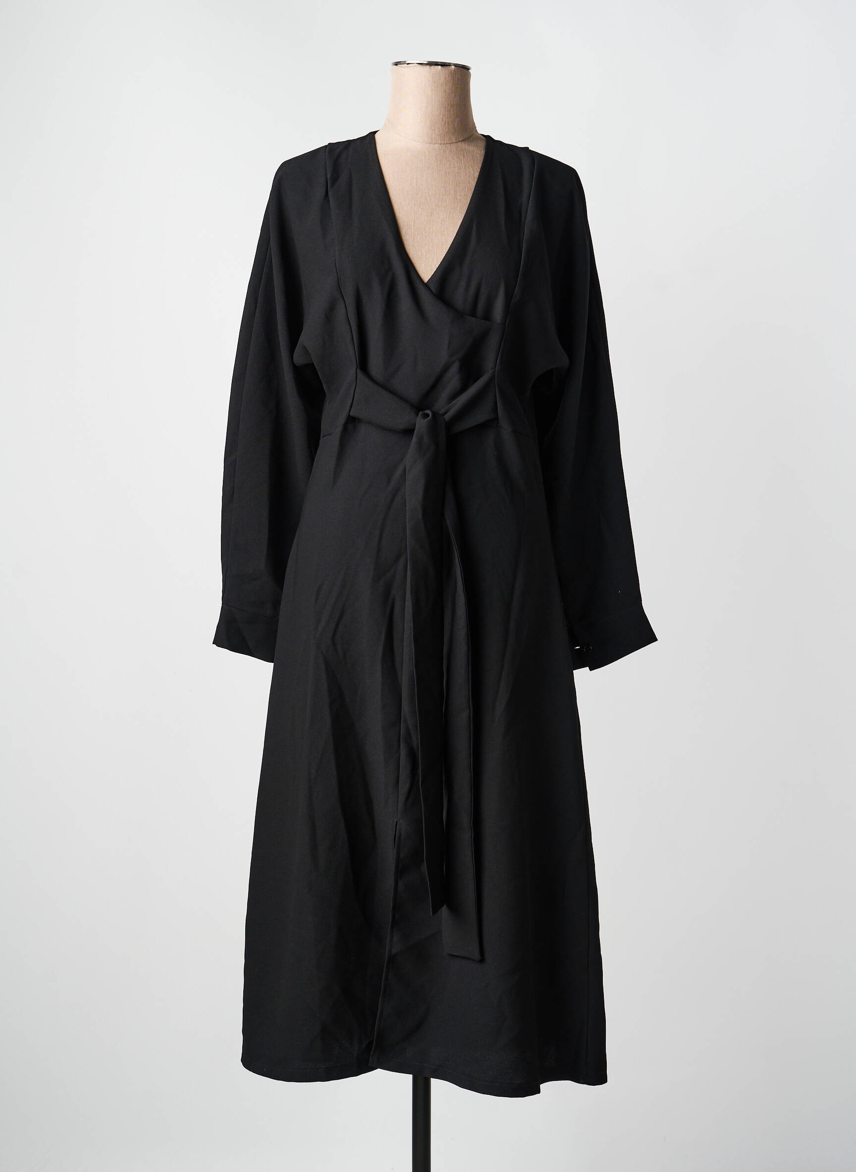 Ilga suknelė juodas ASTRID BLACK LABEL moteris