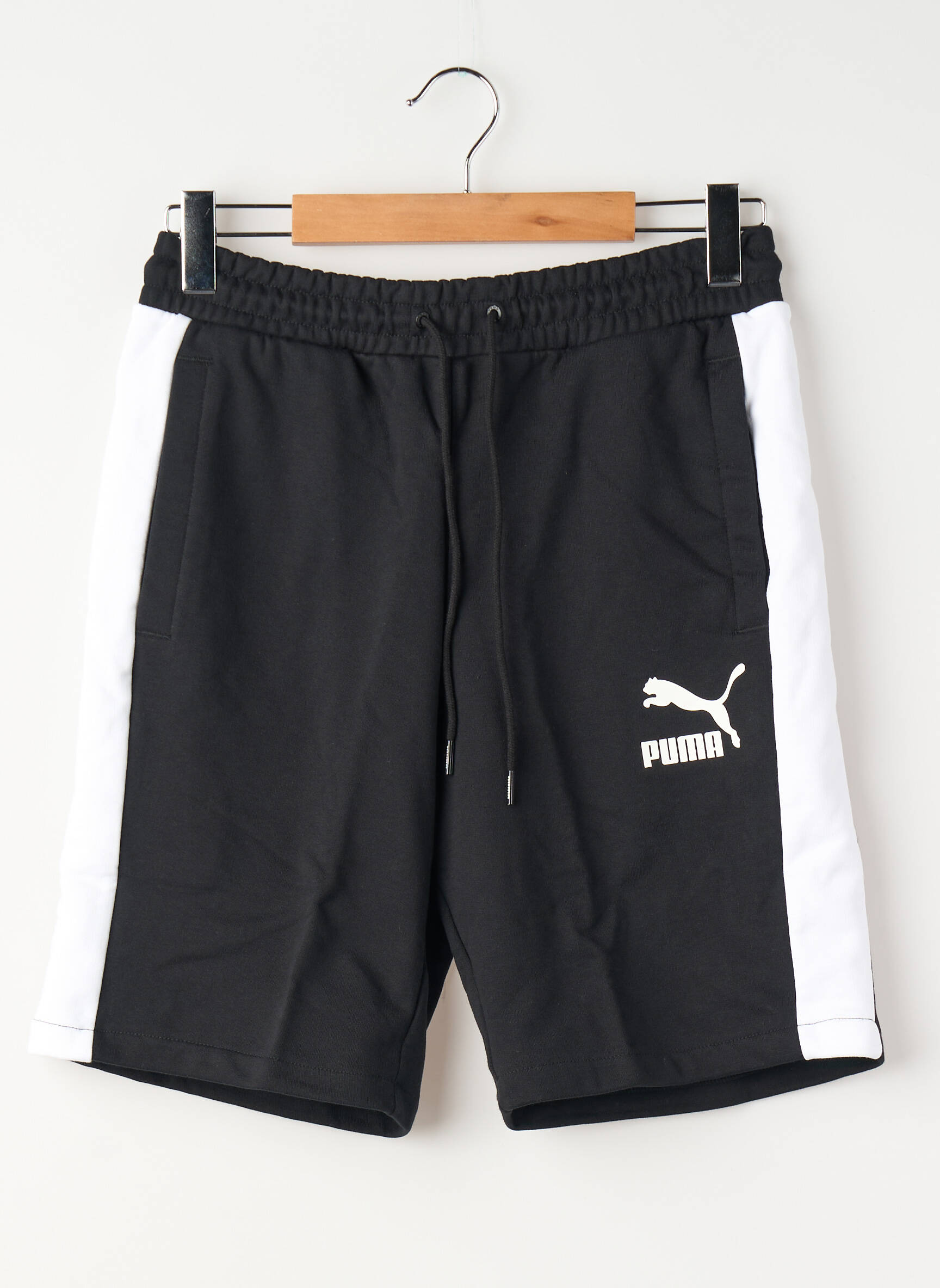 Šortas juodas PUMA vyras