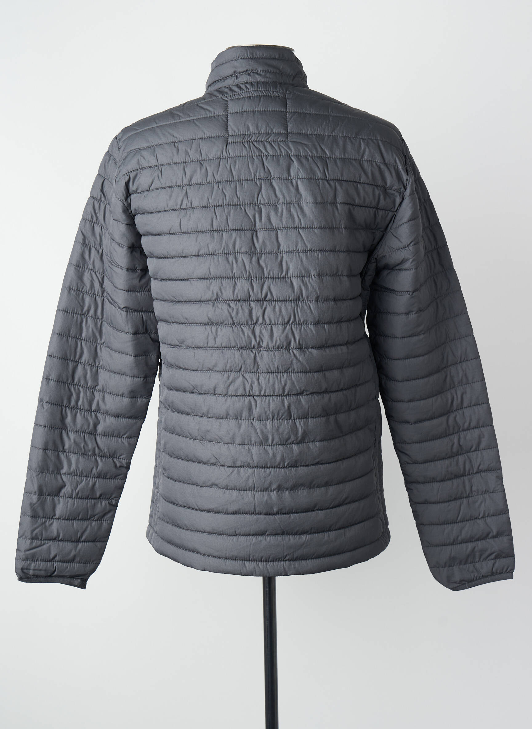Pūkinė striukė pilka JACK & JONES vyras