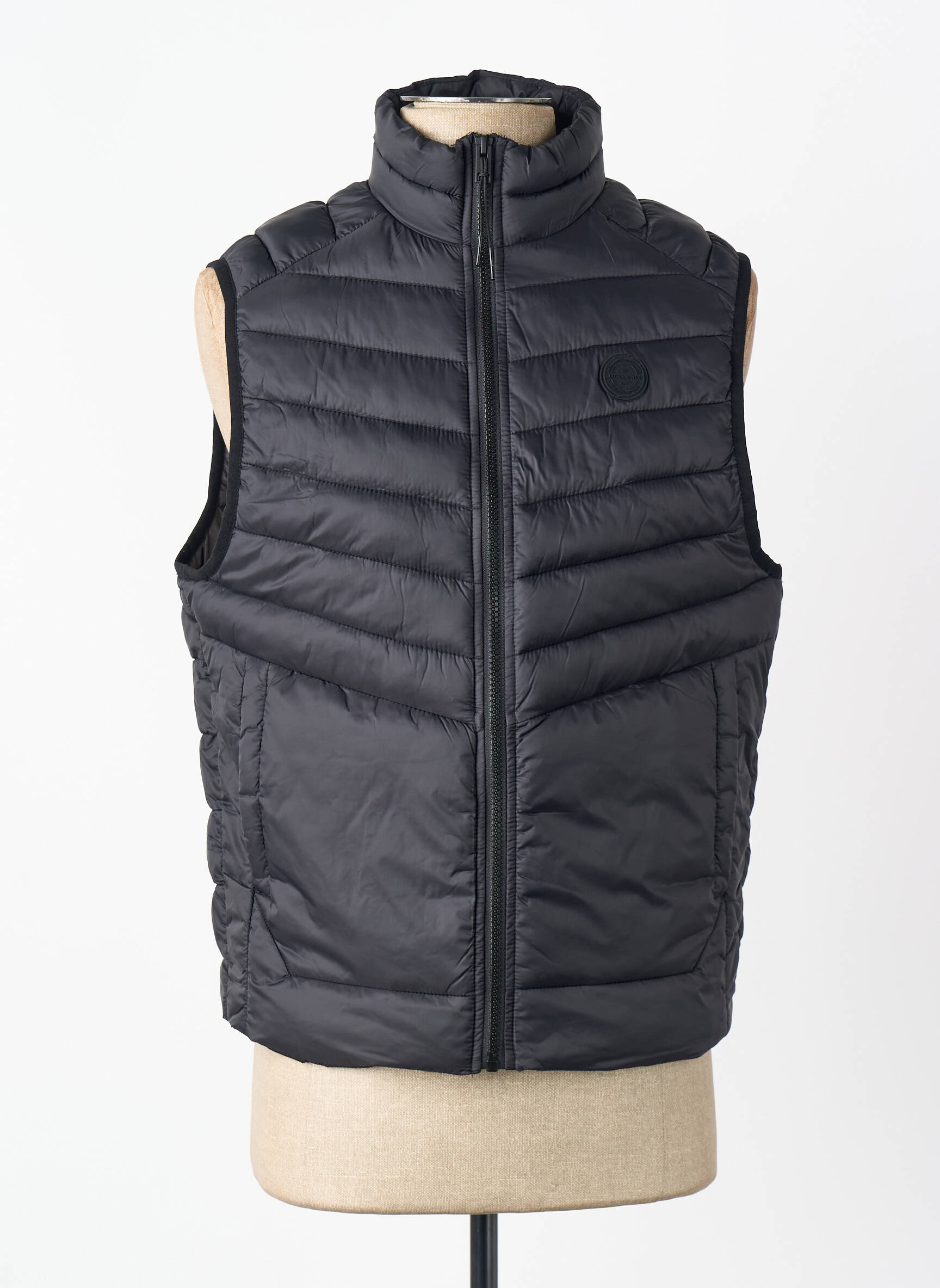 Pūkinė striukė juodas JACK & JONES vyras
