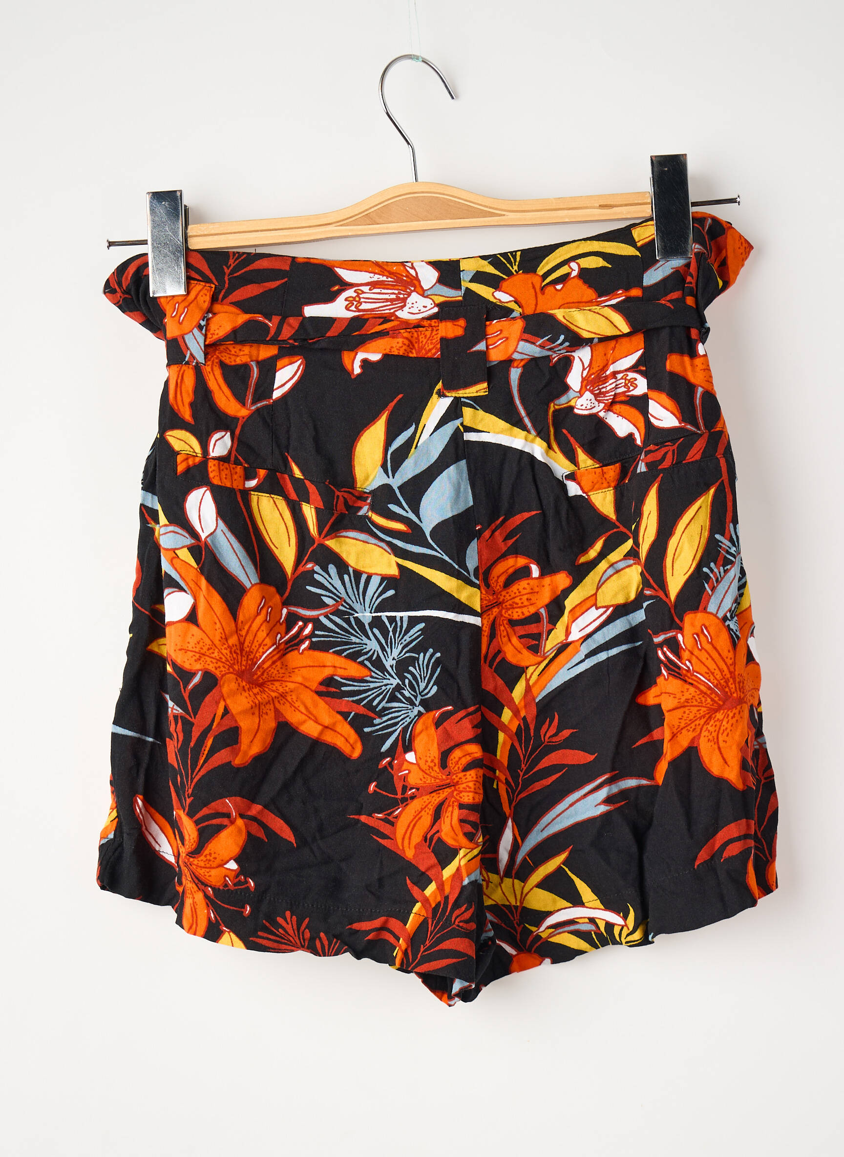 Šortas oranžinė SUPERDRY moteris