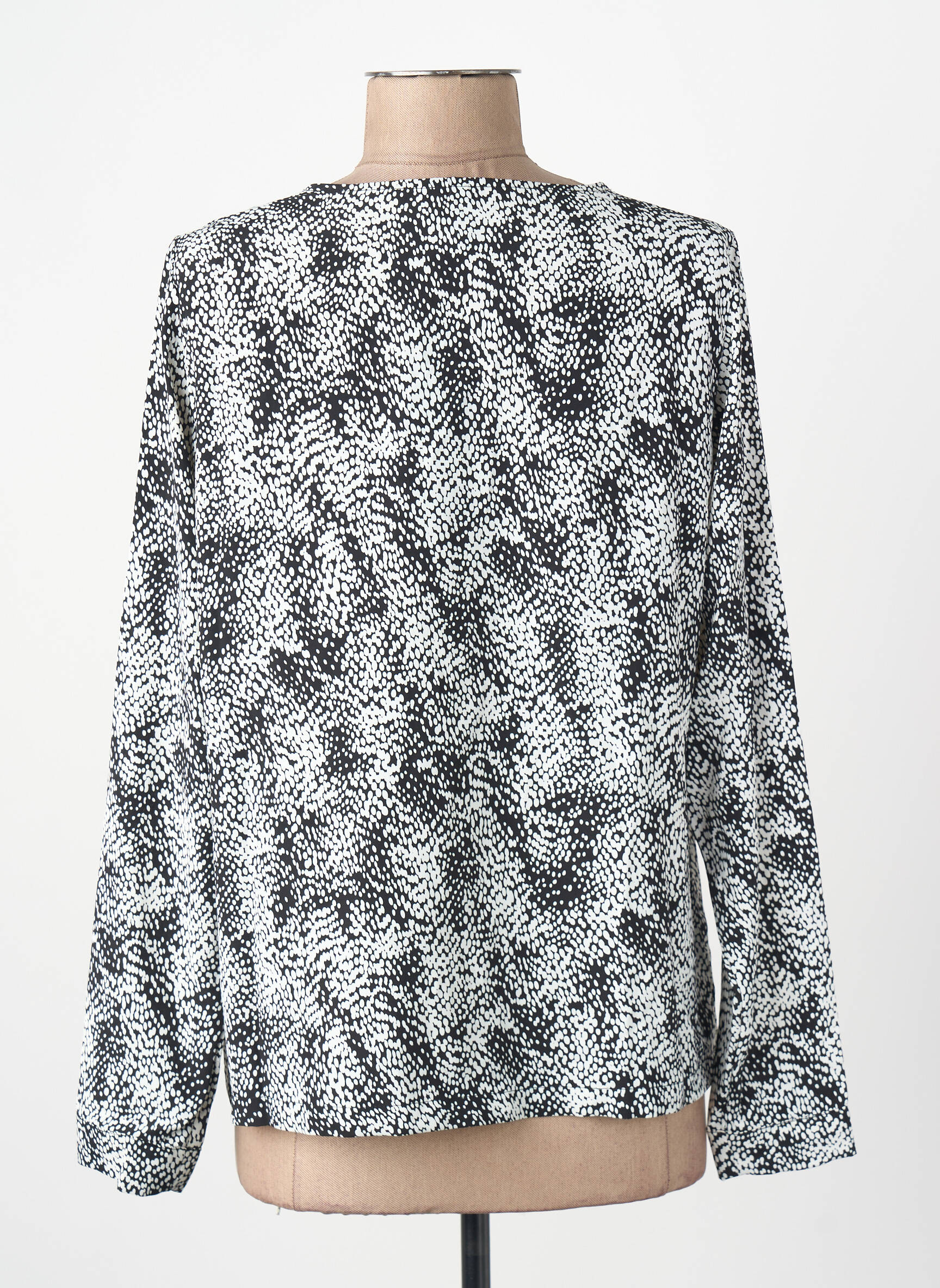Moteriškas marškinys juodas VERO MODA moteris