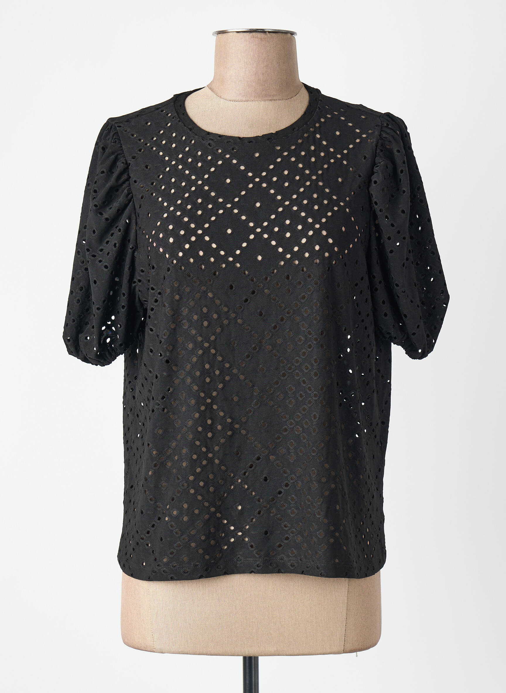 T-marškinys juodas VERO MODA moteris