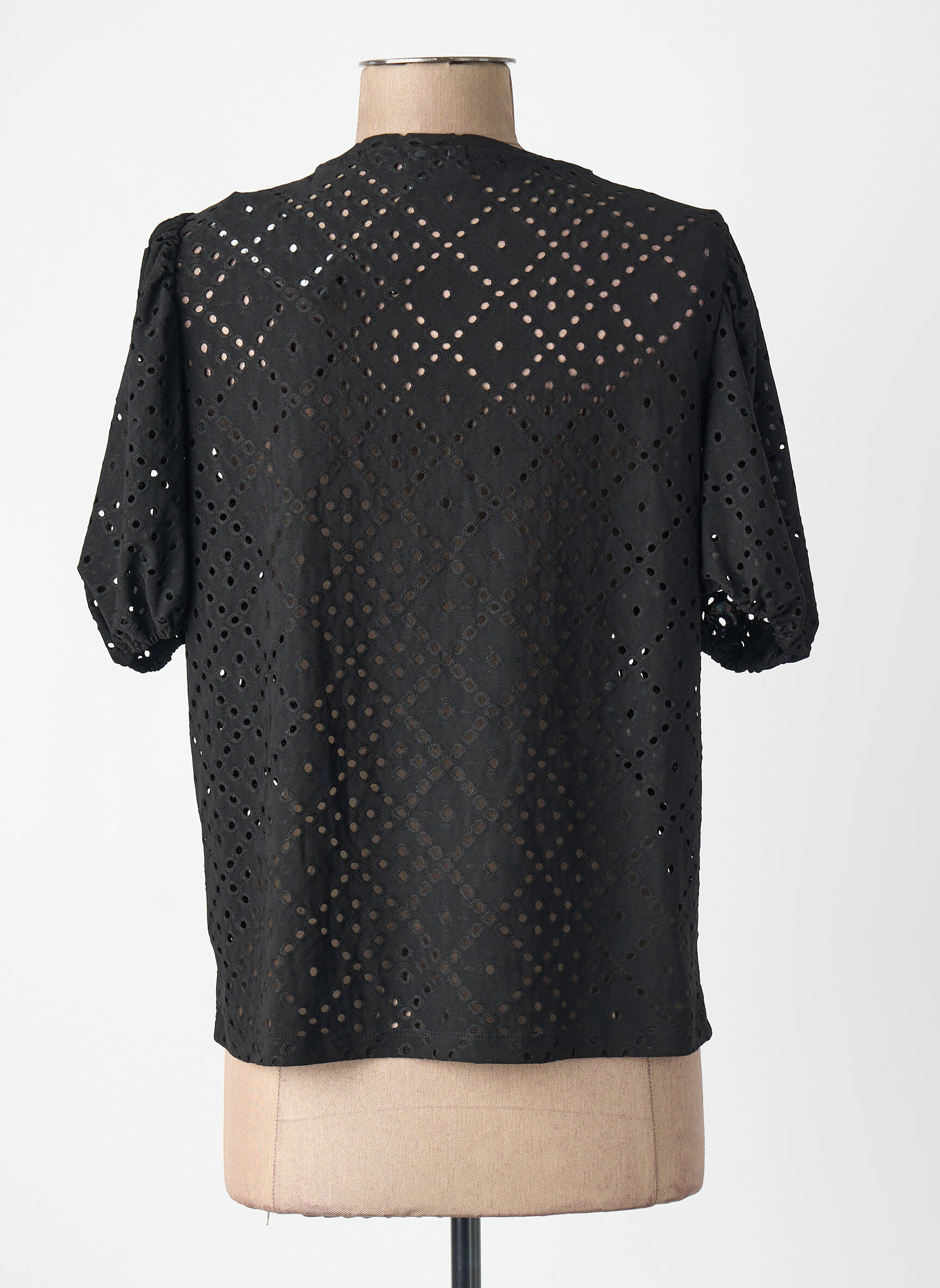 T-marškinys juodas VERO MODA moteris