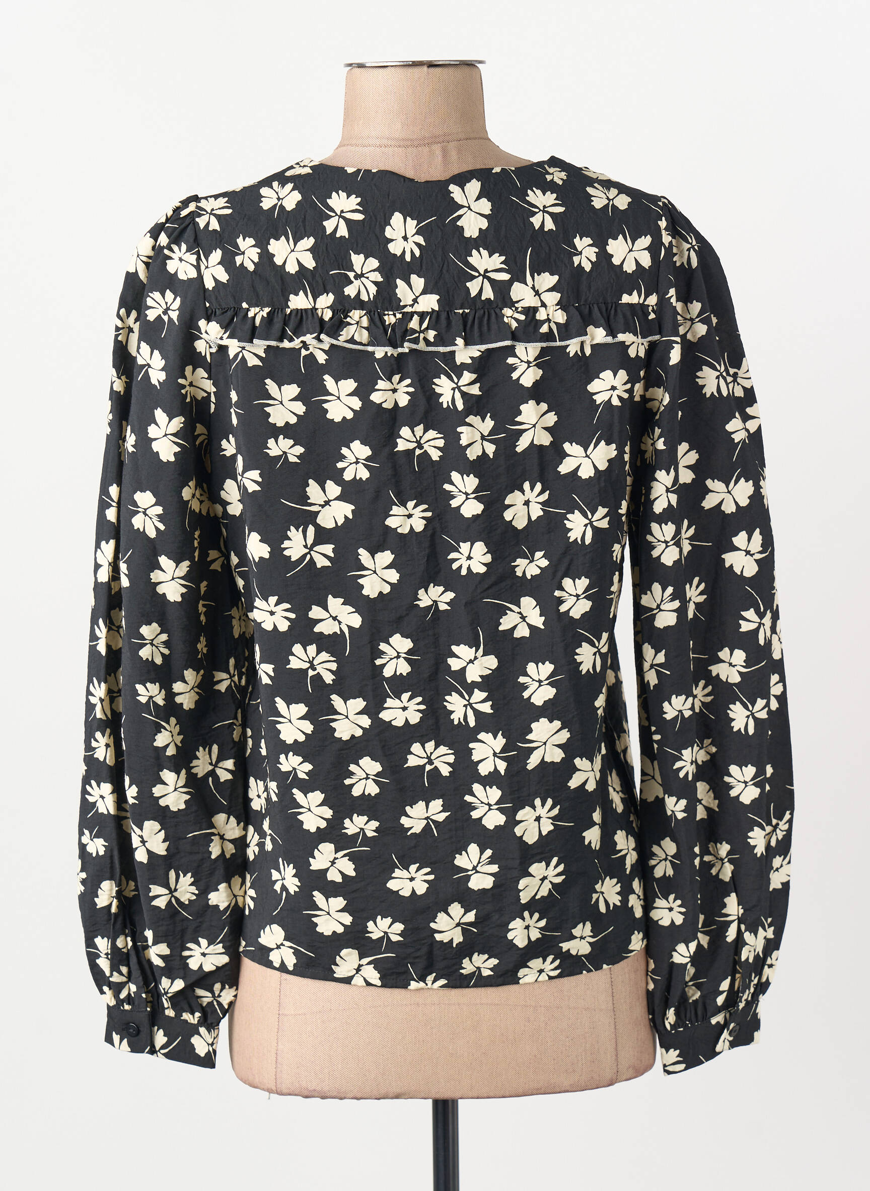 Moteriškas marškinys juodas VERO MODA moteris