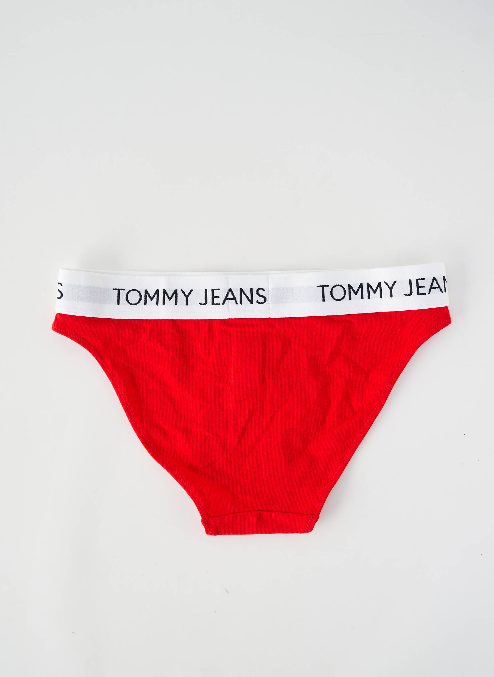 Bas raudona TOMMY HILFIGER moteris