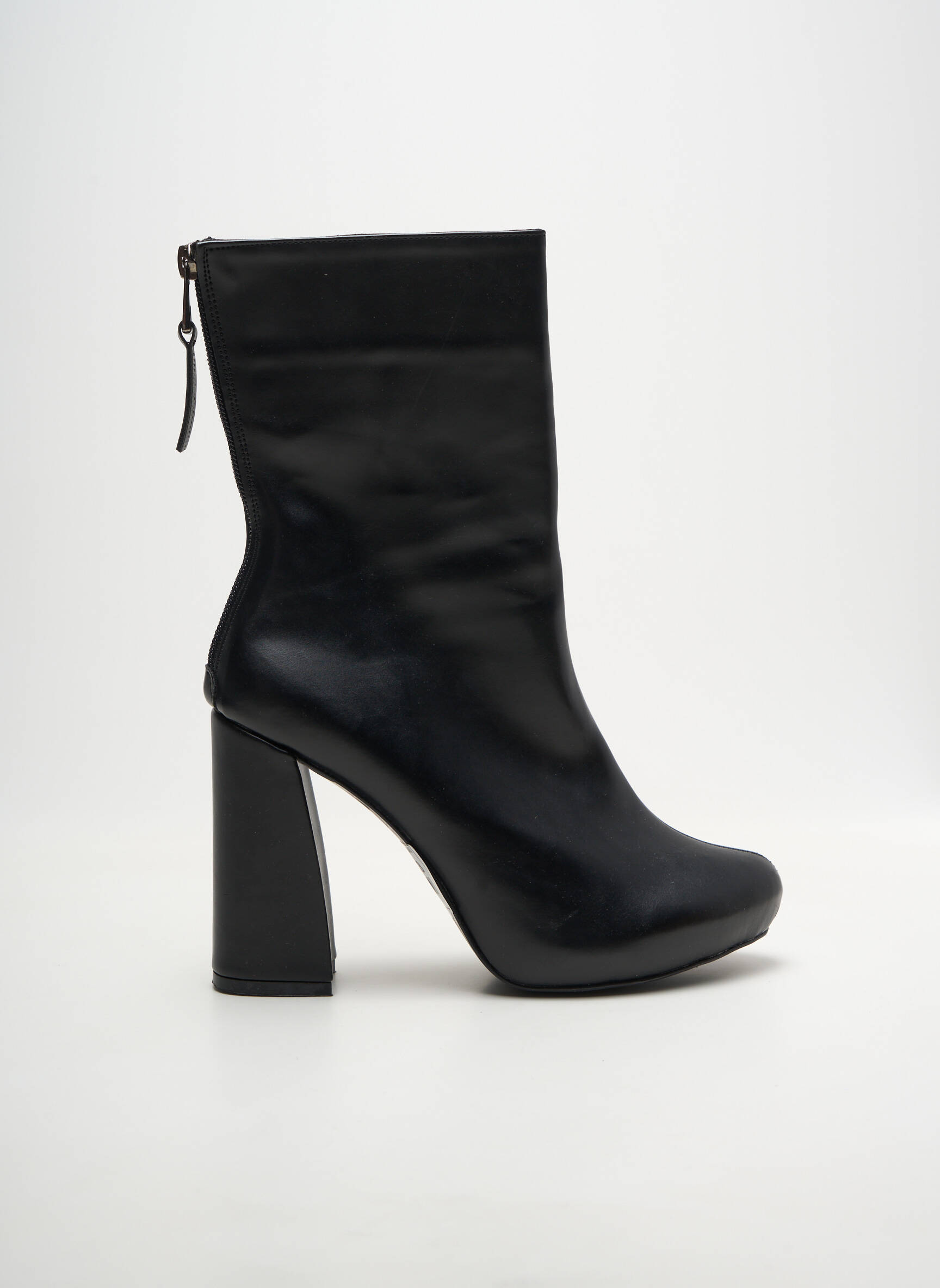 Batai/botai juodas ASTRID BLACK LABEL moteris