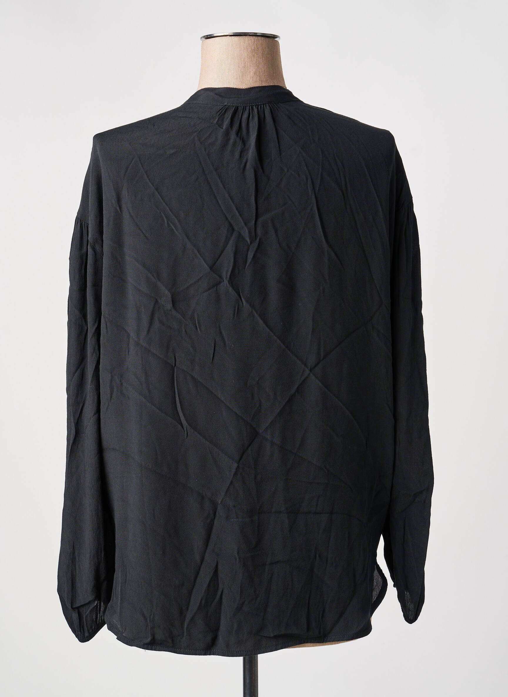 Moteriškas marškinys juodas ASTRID BLACK LABEL moteris