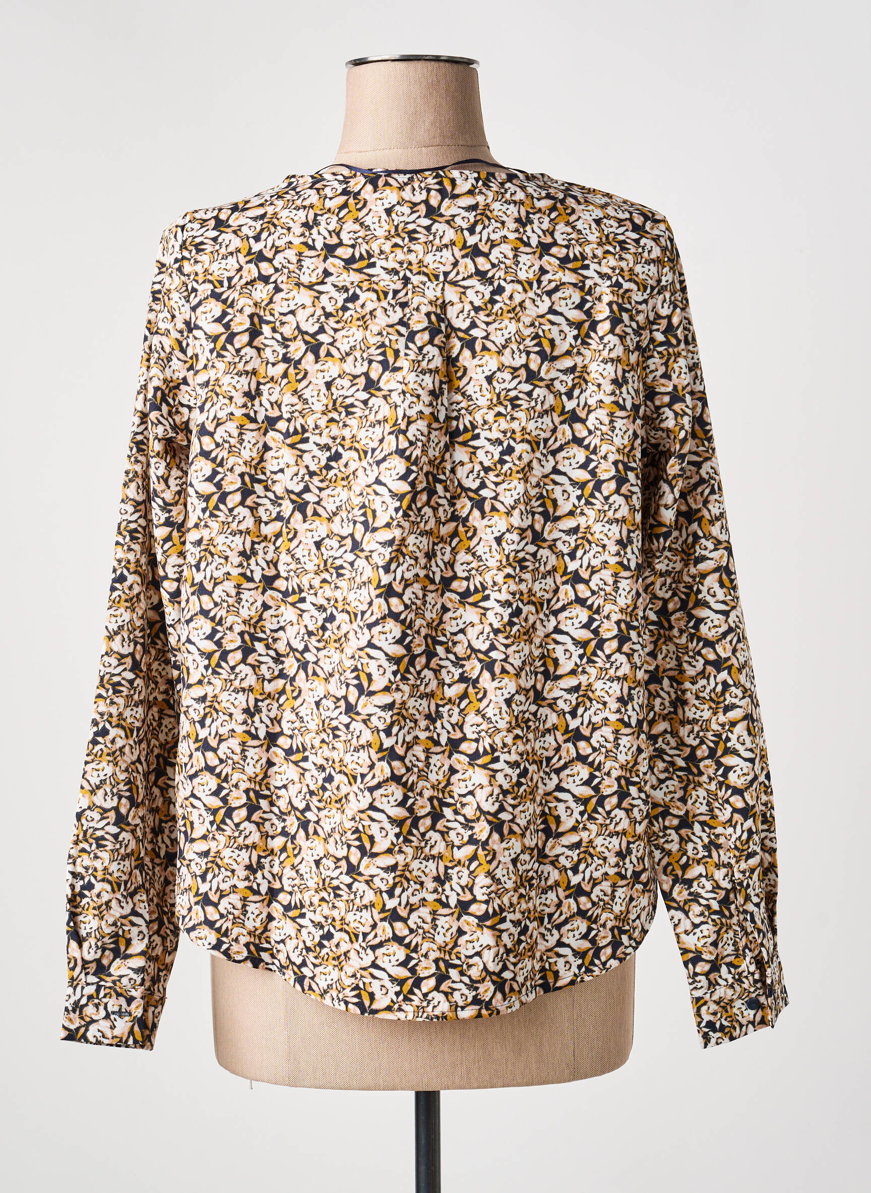 Moteriškas marškinys bežinis VERO MODA moteris