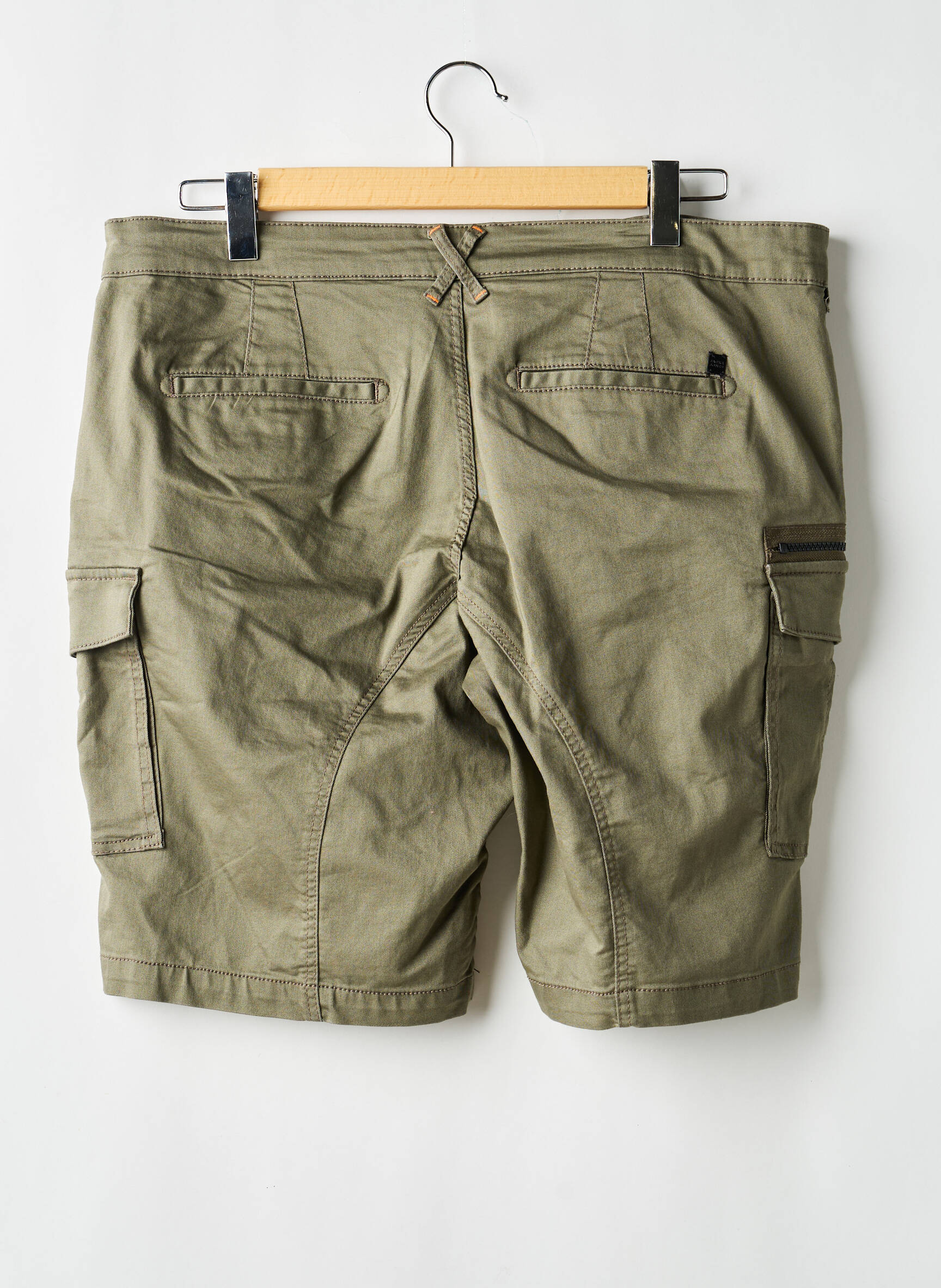 Bermudas žalias JACK & JONES vyras