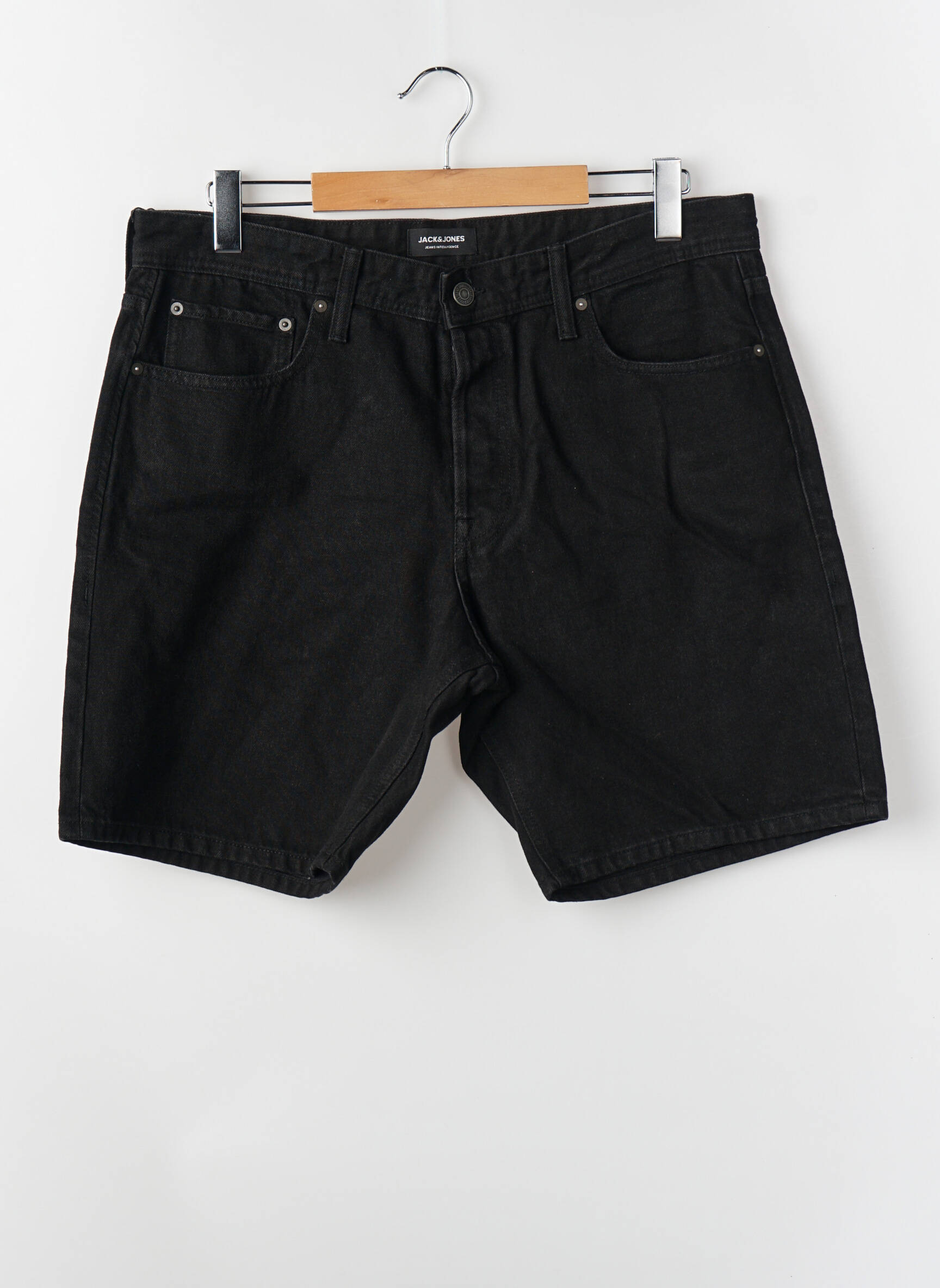 Šortas juodas JACK & JONES vyras