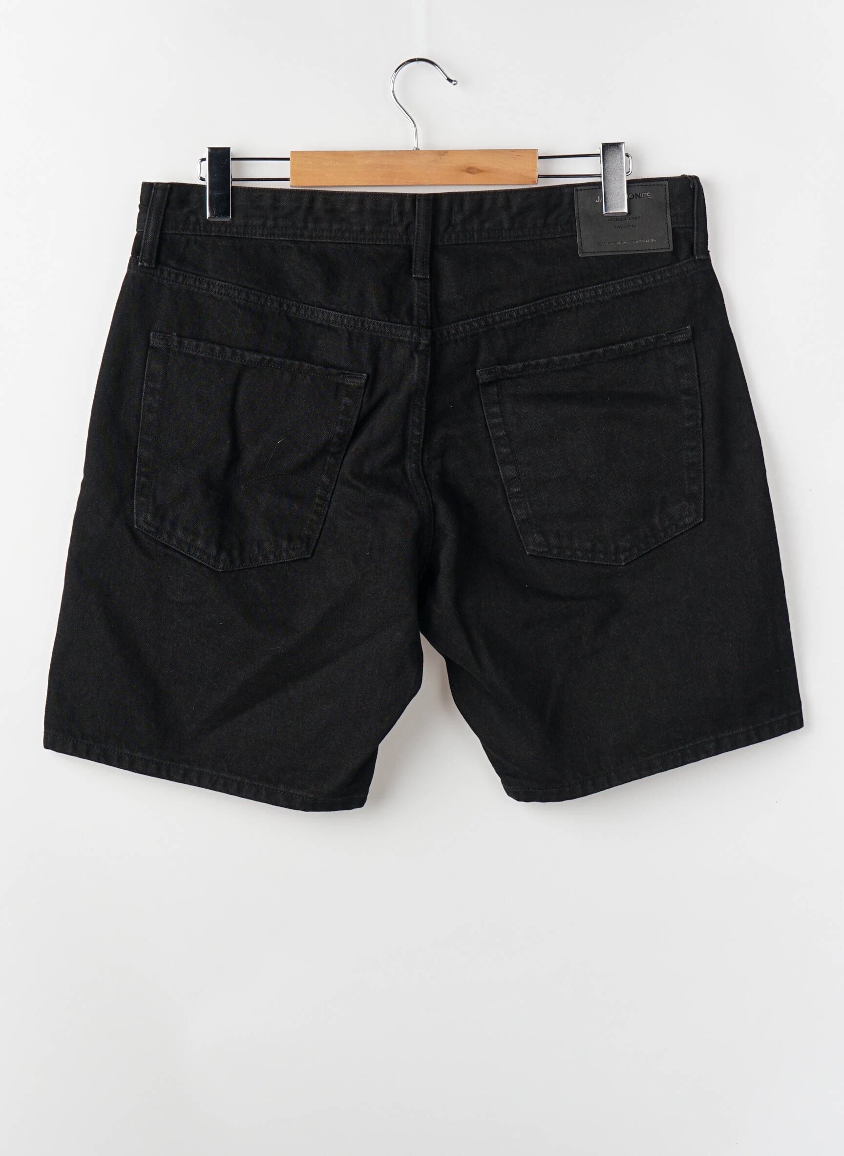 Šortas juodas JACK & JONES vyras