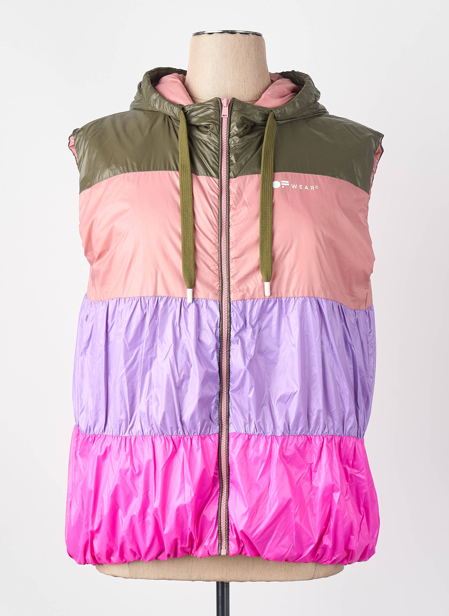 Pūkinė striukė daugiaspalvis OOF WEAR moteris