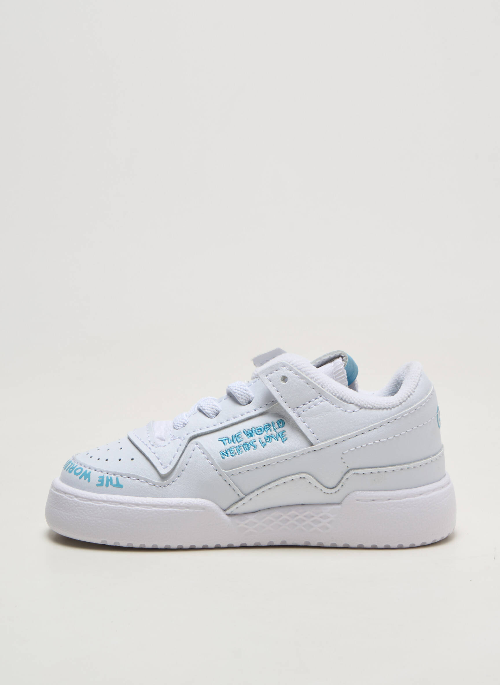 Bėgimo bateliai baltas ADIDAS mergina