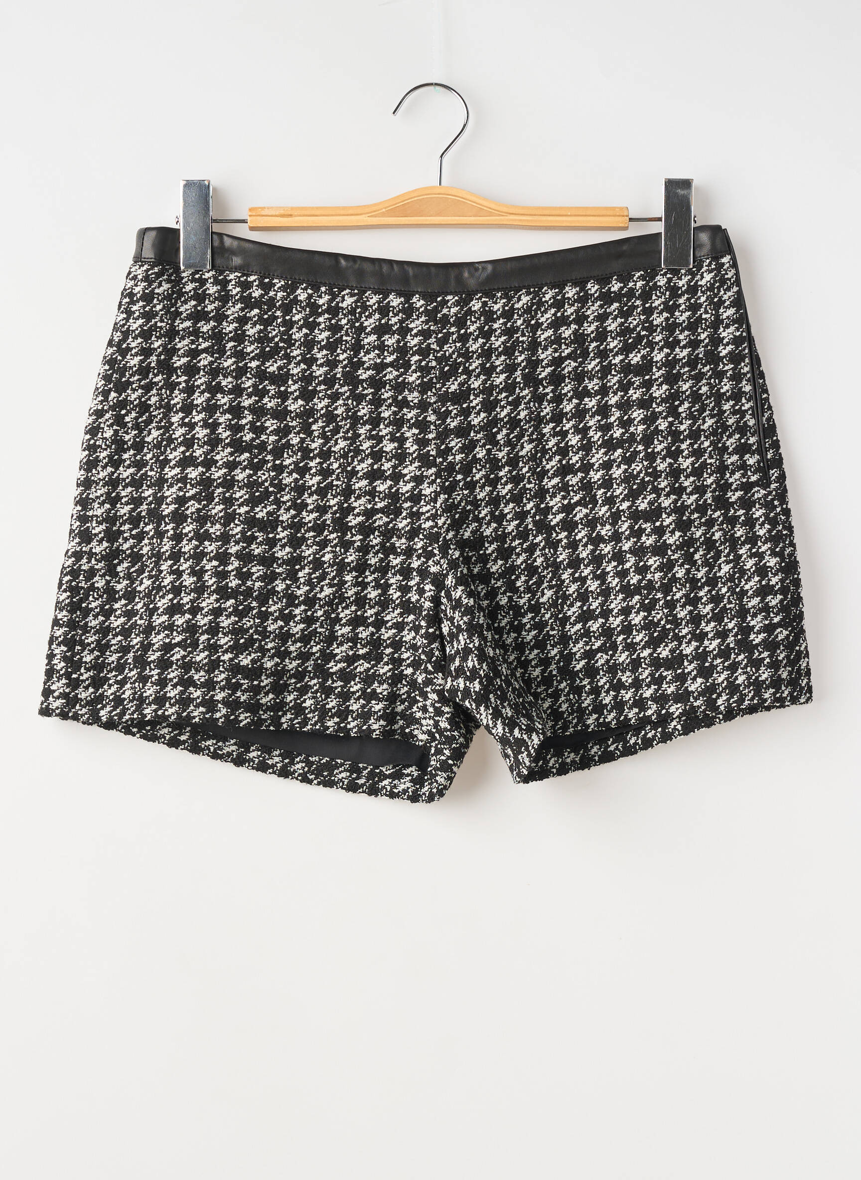 Šortas juodas THE KOOPLES moteris