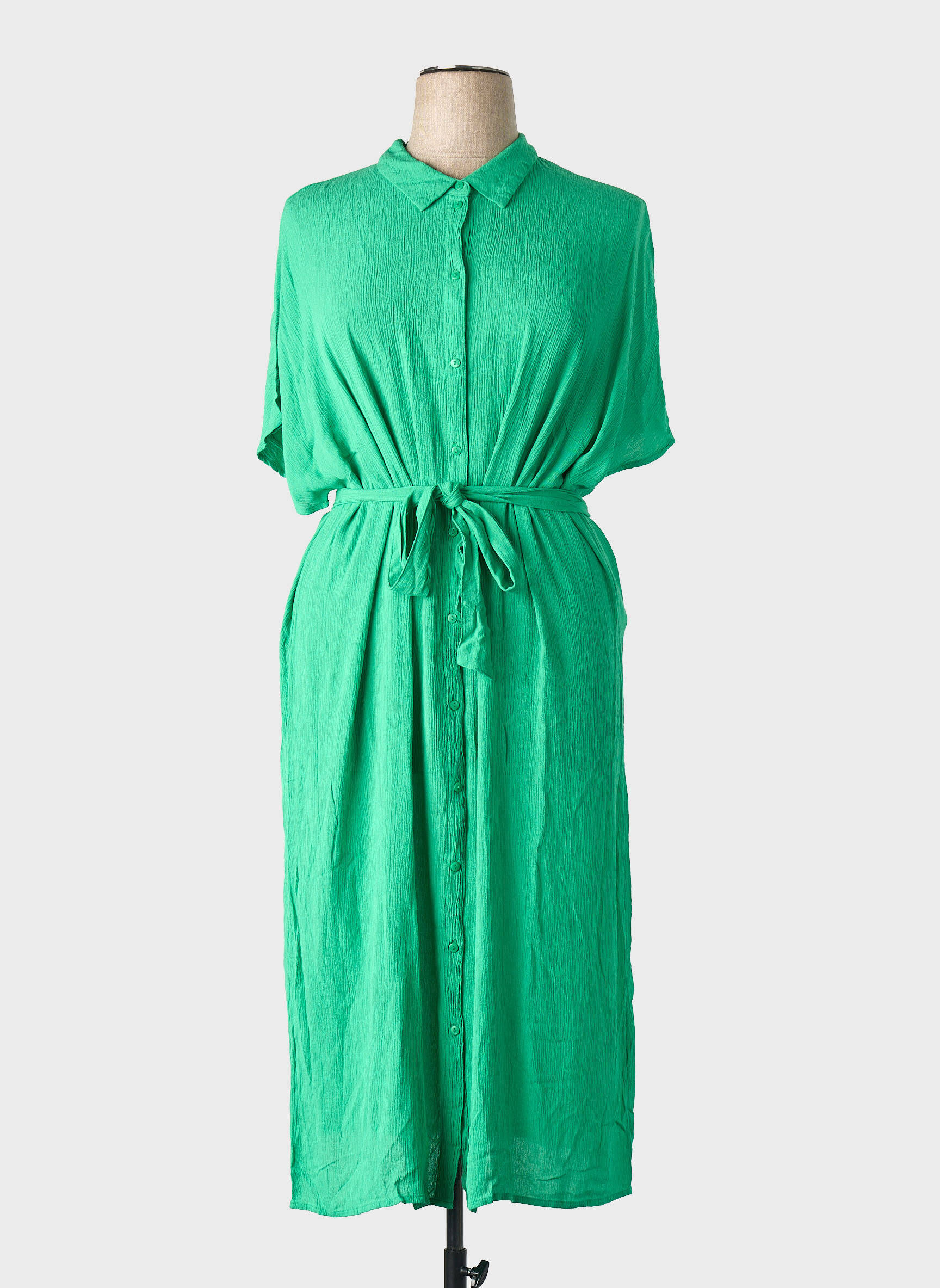 Pusilgių suknelė žalias VERO MODA moteris