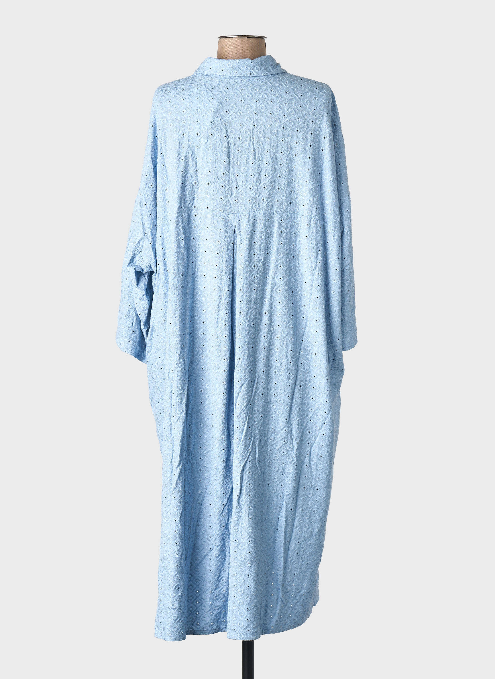 Pusilgių suknelė mėlyna MAT FASHION moteris